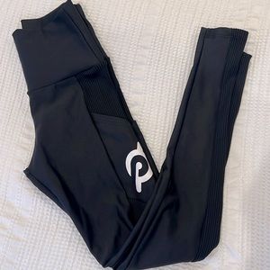 Peloton Show Up Pocket Ribbed Leggings